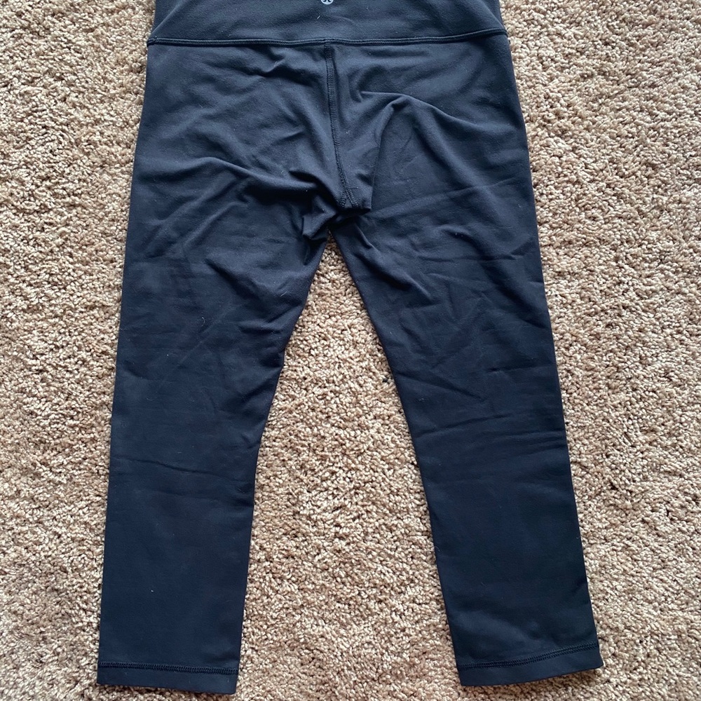 lululemon leggings - Picture 2 of 5